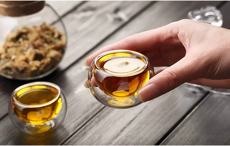 Tasse à thé en verre élégante