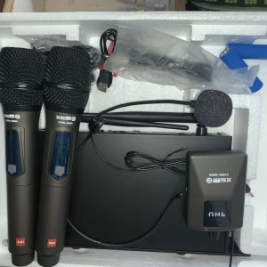 DES MICROPHONES DE QUALITE A VENDRE N°001