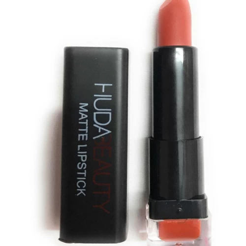 Huda Beauty Lipstick Orange